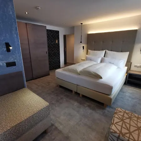Ploner Guest house *
